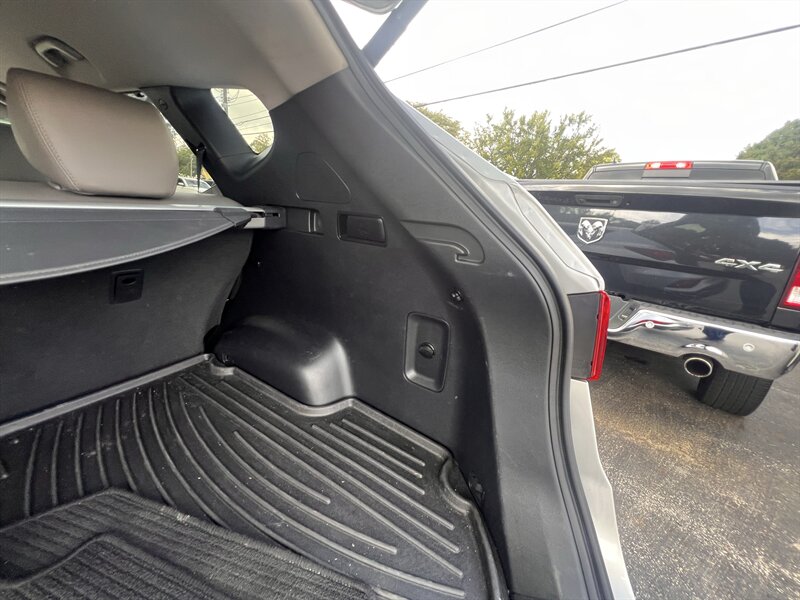 2017 Hyundai Santa Fe 2.4L Sport - Photo 26 - Madison, OH 44057