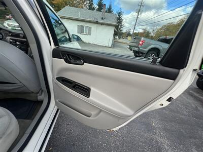 2007 Chevrolet Impala LT - Photo 28 - Madison, OH 44057