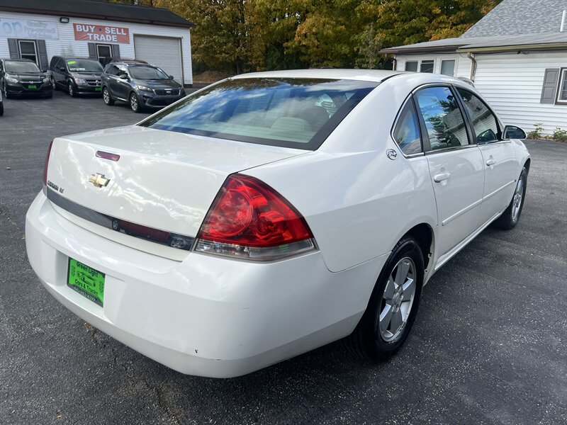 2007 Chevrolet Impala LT - Photo 5 - Madison, OH 44057