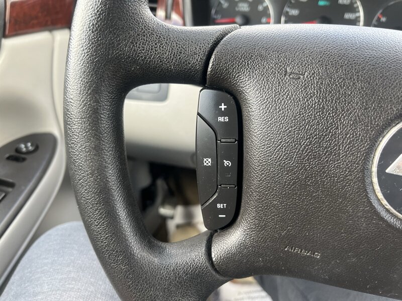 2007 Chevrolet Impala LT - Photo 16 - Madison, OH 44057