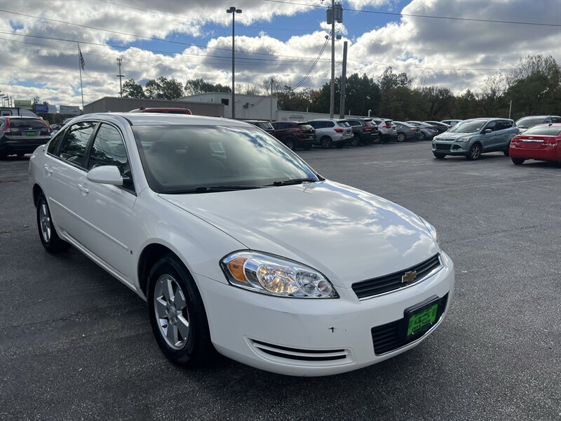 2007 Chevrolet Impala LT - Photo 3 - Madison, OH 44057