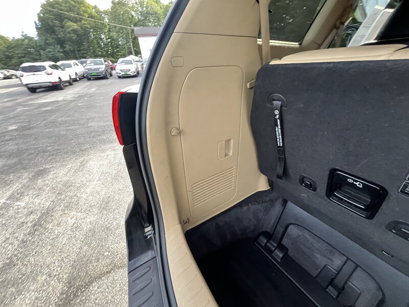 2017 Kia Sedona EX - Photo 33 - Madison, OH 44057