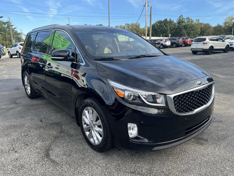 2017 Kia Sedona EX - Photo 3 - Madison, OH 44057