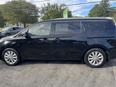 2017 Kia Sedona EX - Photo 8 - Madison, OH 44057