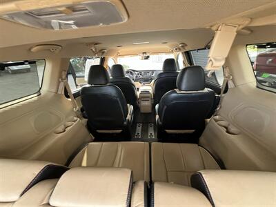 2017 Kia Sedona EX - Photo 32 - Madison, OH 44057