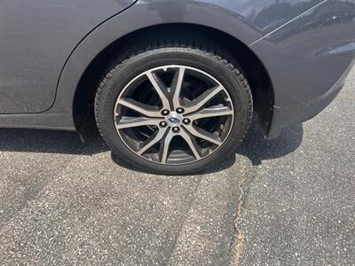 2019 Subaru Impreza Limited   - Photo 42 - Madison, OH 44057
