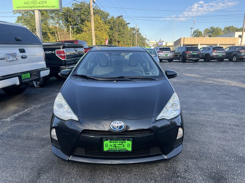 2012 Toyota Prius C Two - Photo 2 - Madison, OH 44057