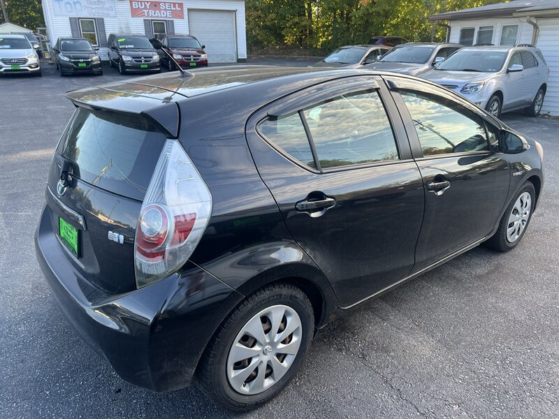2012 Toyota Prius C Two - Photo 5 - Madison, OH 44057