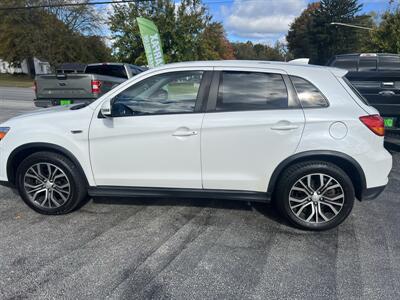 2018 Mitsubishi Outlander Sport ES   - Photo 8 - Madison, OH 44057