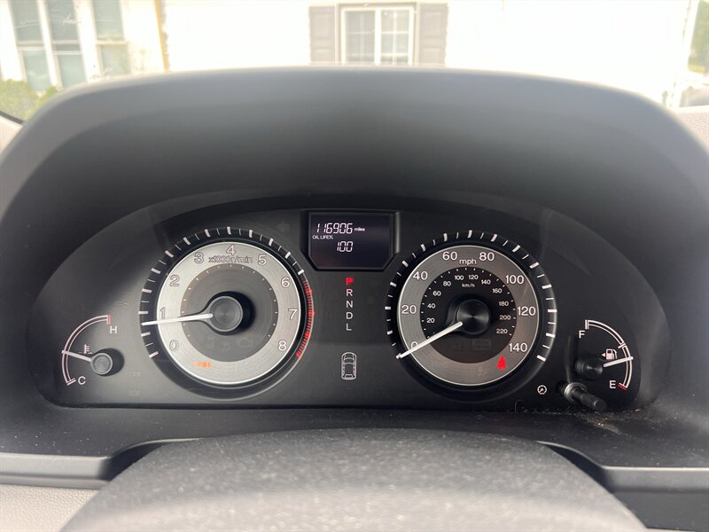 2016 Honda Odyssey LX - Photo 10 - Madison, OH 44057