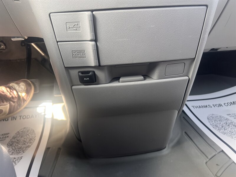 2016 Honda Odyssey LX - Photo 21 - Madison, OH 44057