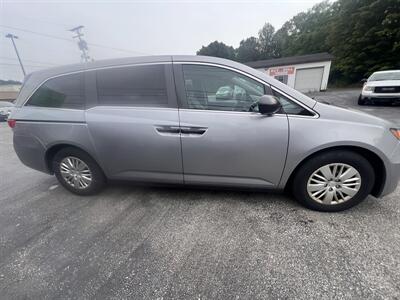 2016 Honda Odyssey LX - Photo 4 - Madison, OH 44057