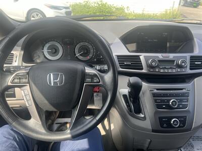 2016 Honda Odyssey LX - Photo 13 - Madison, OH 44057