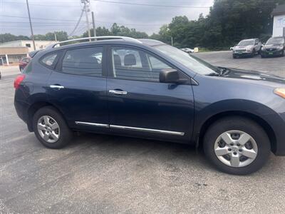 2014 Nissan Rogue S   - Photo 4 - Madison, OH 44057