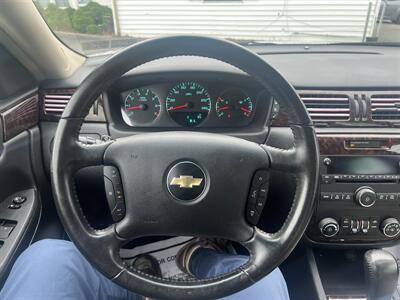 2012 Chevrolet Impala LT - Photo 11 - Madison, OH 44057