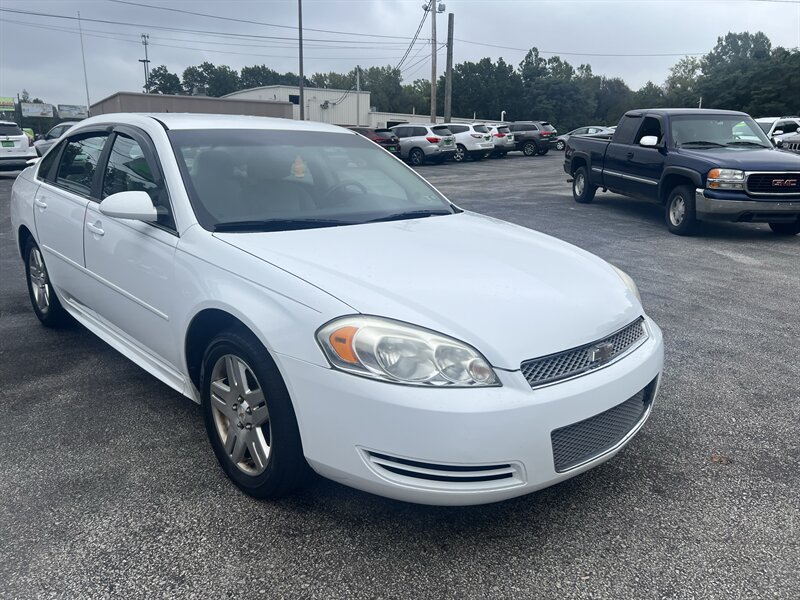 2012 Chevrolet Impala LT - Photo 3 - Madison, OH 44057