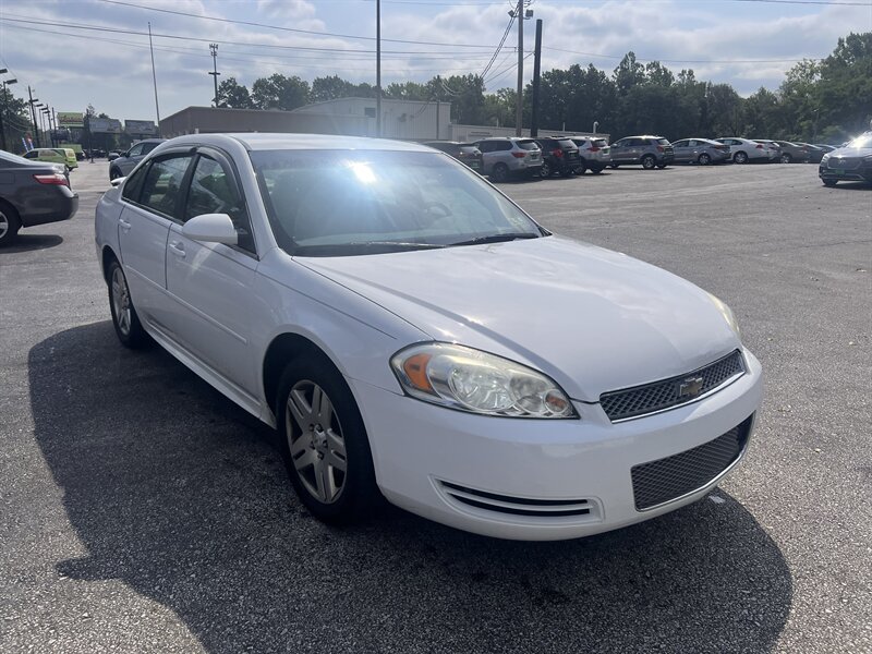 2012 Chevrolet Impala LT - Photo 3 - Madison, OH 44057