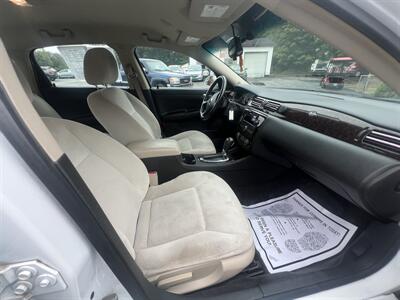 2012 Chevrolet Impala LT - Photo 33 - Madison, OH 44057