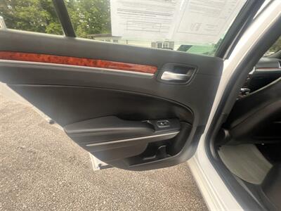 2012 Chrysler 300 Series Limited - Photo 25 - Madison, OH 44057