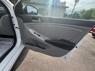 2017 Hyundai ACCENT SE   - Photo 24 - Madison, OH 44057