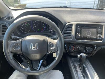 2016 Honda HR-V LX   - Photo 13 - Madison, OH 44057