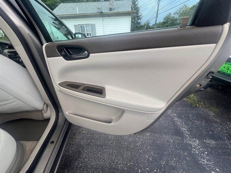 2007 Chevrolet Impala LT - Photo 28 - Madison, OH 44057