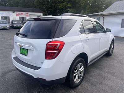 2017 Chevrolet Equinox LT   - Photo 4 - Madison, OH 44057