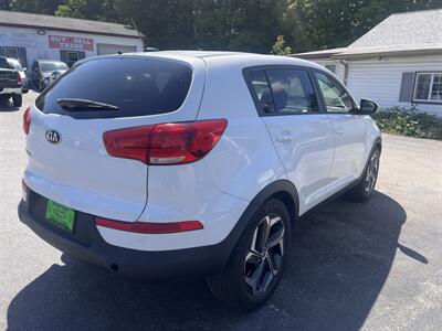 2016 Kia Sportage LX - Photo 5 - Madison, OH 44057