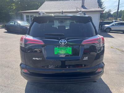 2017 Toyota RAV4 LE - Photo 5 - Madison, OH 44057