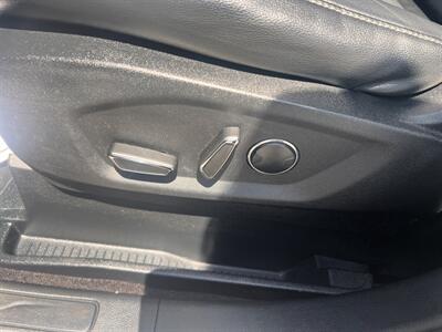 2015 Ford Edge SEL - Photo 9 - Madison, OH 44057