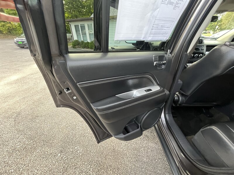 2016 Jeep Compass High Altitude - Photo 24 - Madison, OH 44057
