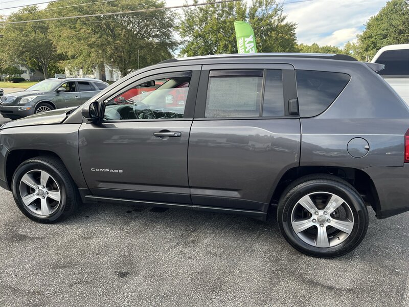 2016 Jeep Compass High Altitude - Photo 10 - Madison, OH 44057