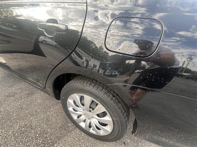 2012 Toyota Corolla LE - Photo 38 - Madison, OH 44057