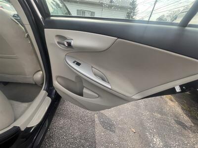 2012 Toyota Corolla LE - Photo 30 - Madison, OH 44057