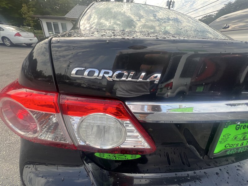 2012 Toyota Corolla LE - Photo 23 - Madison, OH 44057