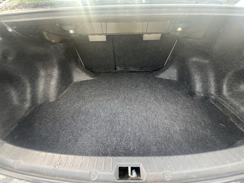 2012 Toyota Corolla LE - Photo 27 - Madison, OH 44057