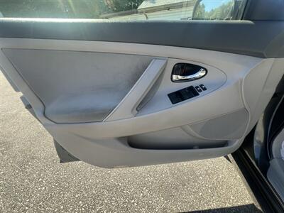 2007 Toyota Camry LE   - Photo 9 - Madison, OH 44057