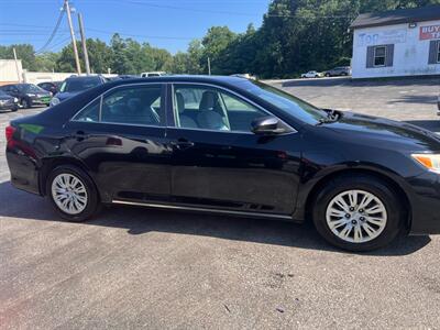 2014 Toyota Camry LE   - Photo 5 - Madison, OH 44057