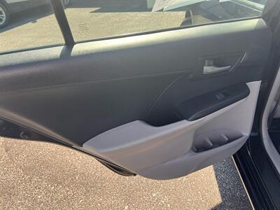 2014 Toyota Camry LE   - Photo 25 - Madison, OH 44057