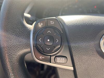 2014 Toyota Camry LE   - Photo 16 - Madison, OH 44057