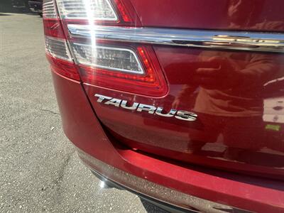 2014 Ford Taurus Limited   - Photo 29 - Madison, OH 44057