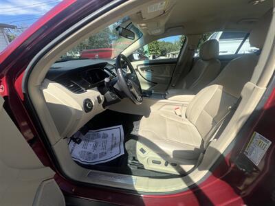 2014 Ford Taurus Limited   - Photo 7 - Madison, OH 44057