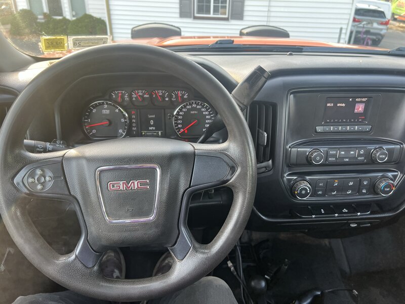 2016 GMC Sierra 3500 HD LONG BED 6.0 4X4 - Photo 12 - Madison, OH 44057