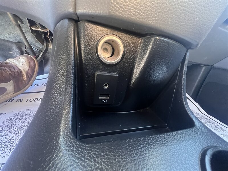 2016 Nissan NV 200 WORK VAN - Photo 17 - Madison, OH 44057