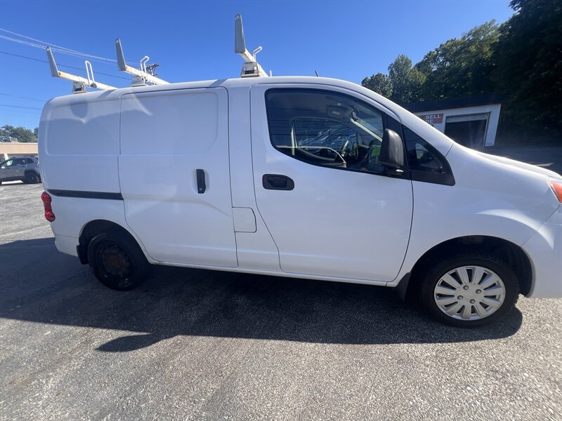 2016 Nissan NV 200 WORK VAN - Photo 4 - Madison, OH 44057