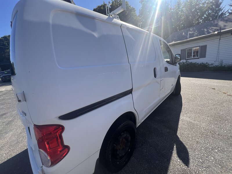 2016 Nissan NV 200 WORK VAN - Photo 30 - Madison, OH 44057