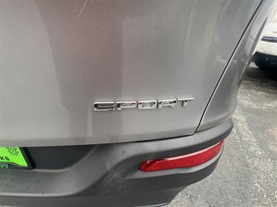 2016 Jeep Cherokee Sport - Photo 22 - Madison, OH 44057