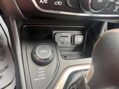 2016 Jeep Cherokee Sport - Photo 16 - Madison, OH 44057
