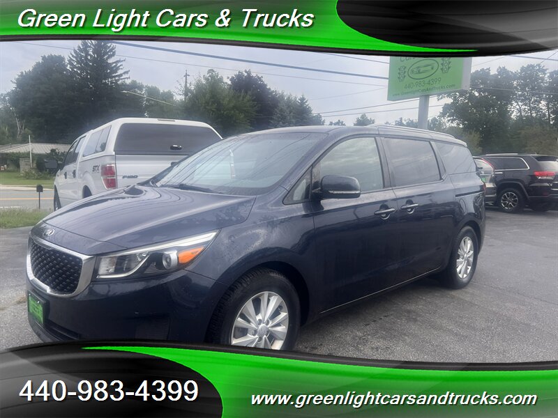 2017 Kia Sedona LX  