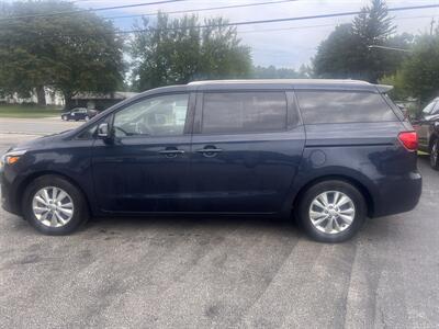 2017 Kia Sedona LX   - Photo 8 - Madison, OH 44057
